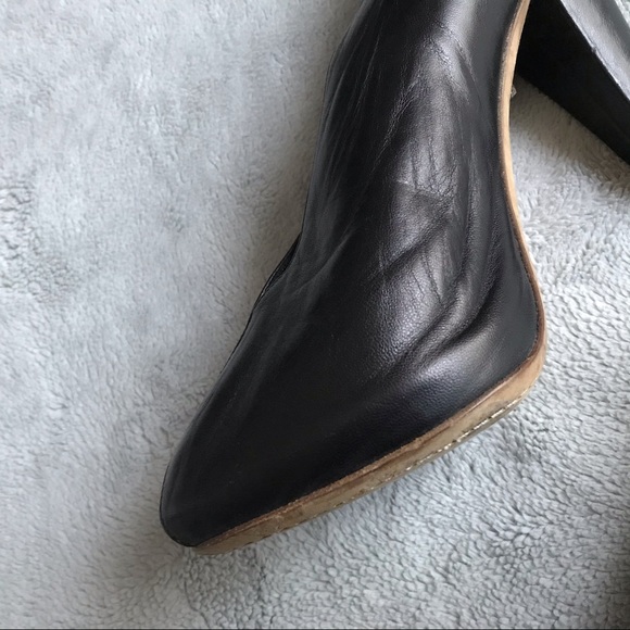 Celine Black Leather V Neck Heels Phoebe Philo 40 - Picture 9 of 13